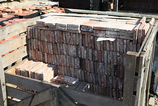 Carreaux de cheminée anciens